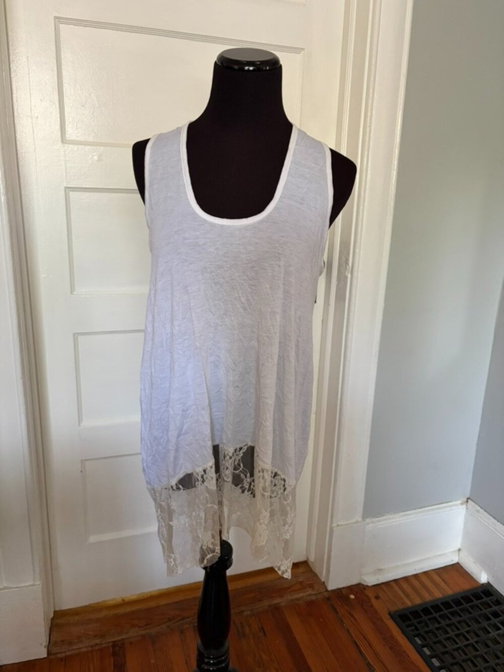 Surrealist Long White Tee with Lack Hem NWT